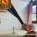 Apartmán La Maison Bleue - Historic House In The Heart Of