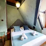 La Maison Bleue - Historic House In The Heart Of Apartmán *