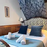 Appartement La Maison Bleue - Historic House In The Heart Of