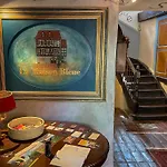Appartement La Maison Bleue - Historic House In The Heart Of *
