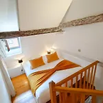 La Maison Bleue - Historic House In The Heart Of Apartmán *