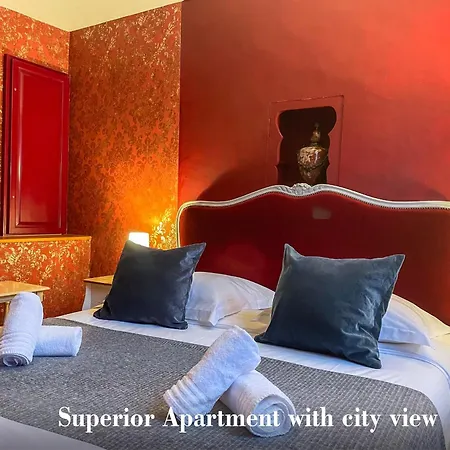 公寓 La Maison Bleue - Historic House In The Heart Of
