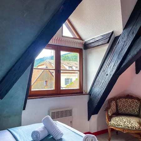 La Maison Bleue - Historic House In The Heart Of Appartement *