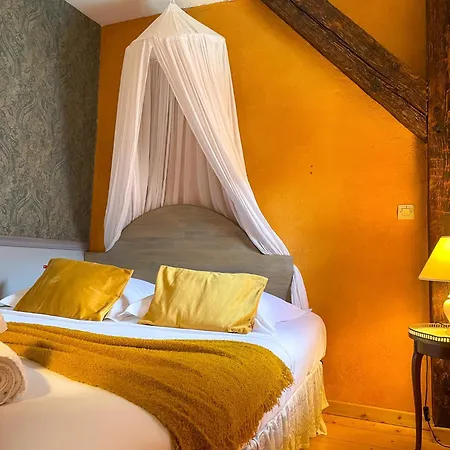 La Maison Bleue - Historic House In The Heart Of