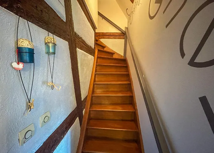 La Maison Bleue - Historic House In The Heart Of