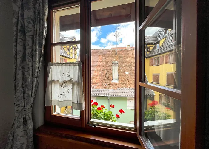 La Maison Bleue - Historic House In The Heart Of * Riquewihr